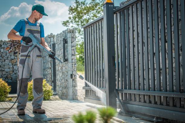 Animal Enclosure Cleaning in Mckinleyville, CA